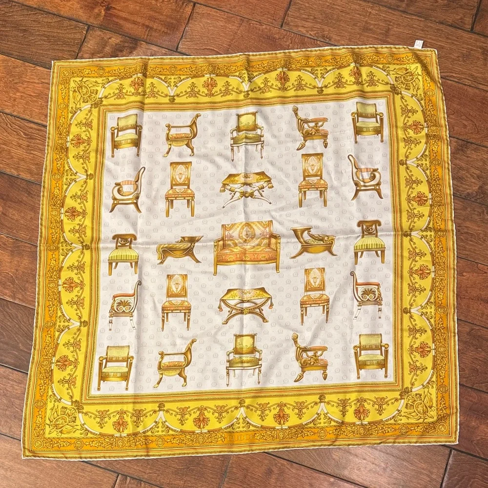 Gucci Silk Vintage Yellow and Ivory Decorative Scarf 34” - Picture 3 of 7